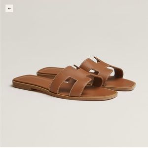 Brand New Hermes Oran Sandals in Gold